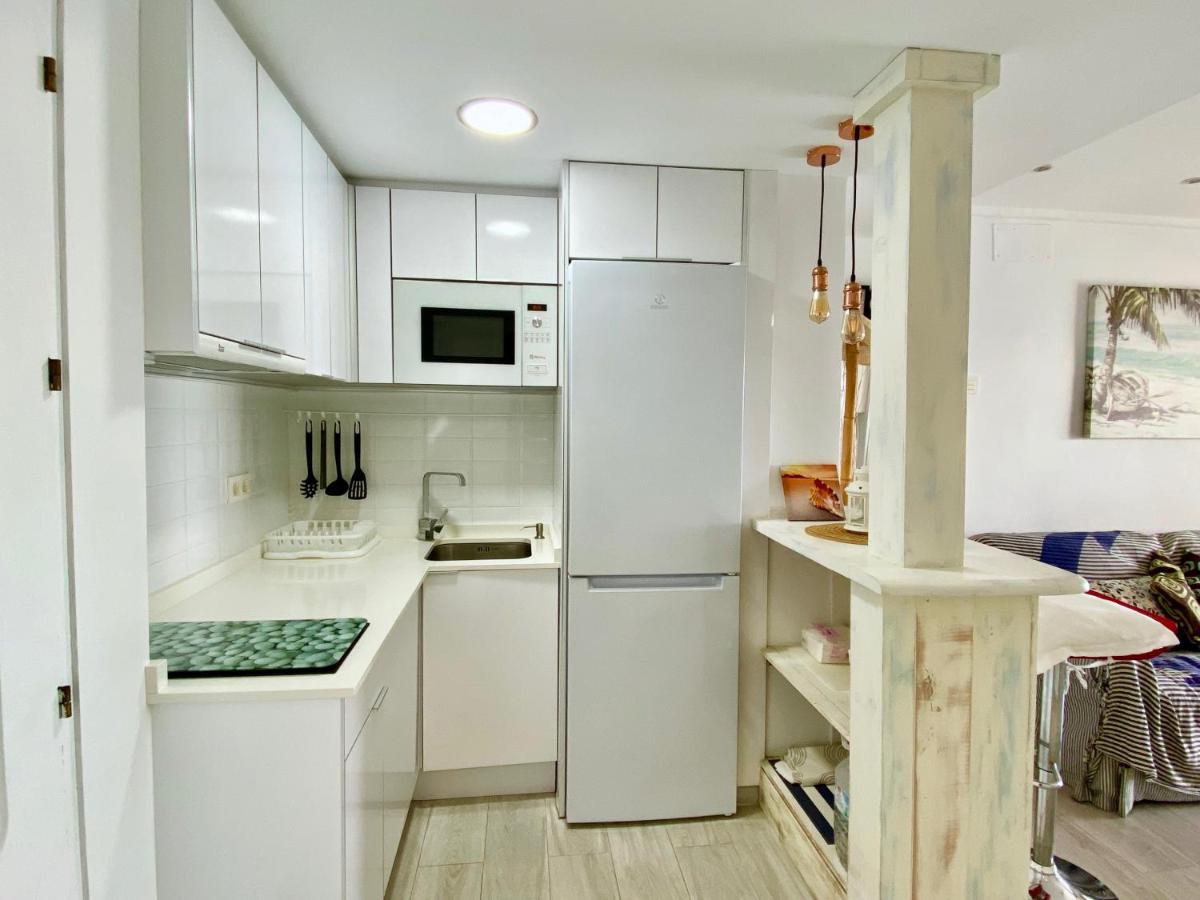 Fantástico Estudio En 1a Línea De Playa Con Piscina Apartamento *