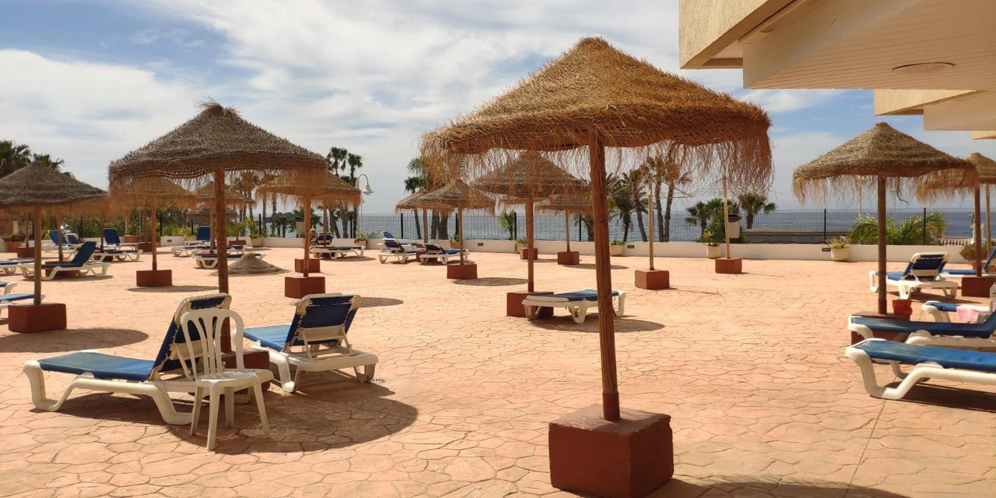 Apartamento Fantástico Estudio En 1a Línea De Playa Con Piscina Almuñécar