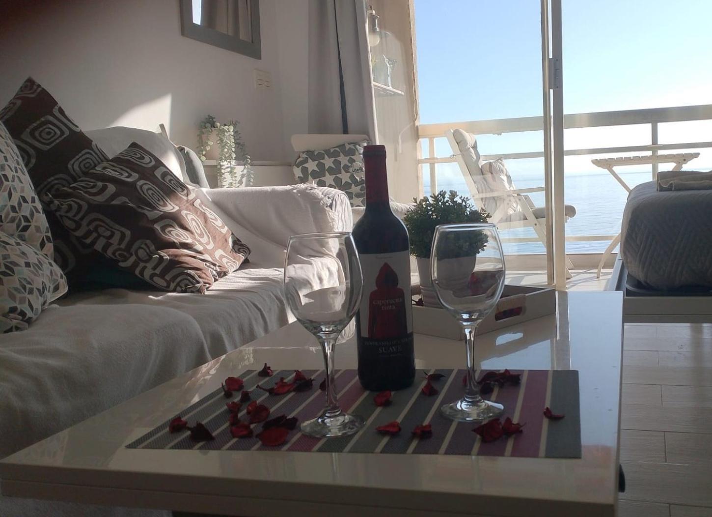 Fantástico Estudio En 1a Línea De Playa Con Piscina * Almuñécar